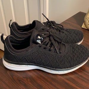 APL Techloom Phantom